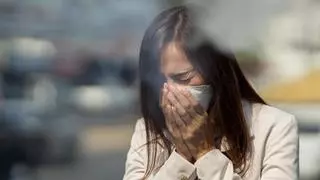 Ola de contagios de covid: ¿cómo diferenciar los síntomas de la alergia con los de la nueva variante?