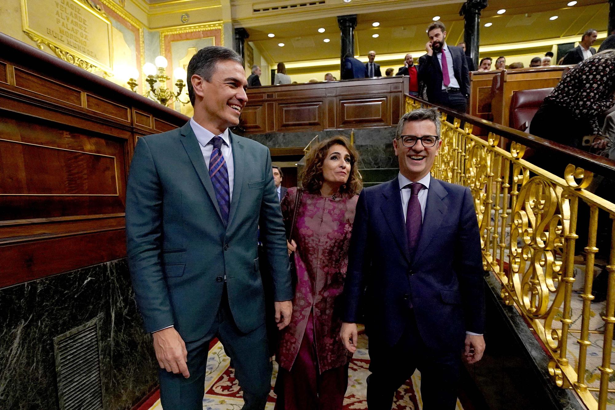 Pedro Sánchez junto a María Jesús Montero y Félix Bolaños.