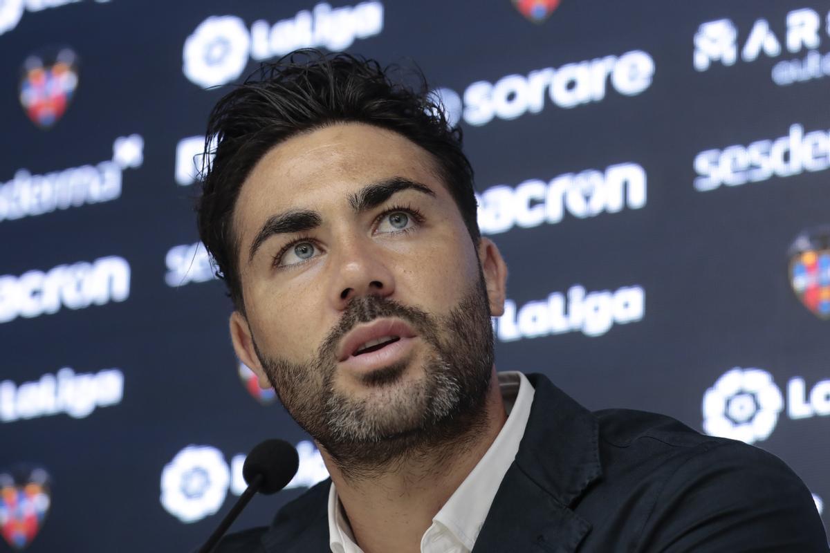 El centrocampista Vicente Iborra regresa al  Levante UD