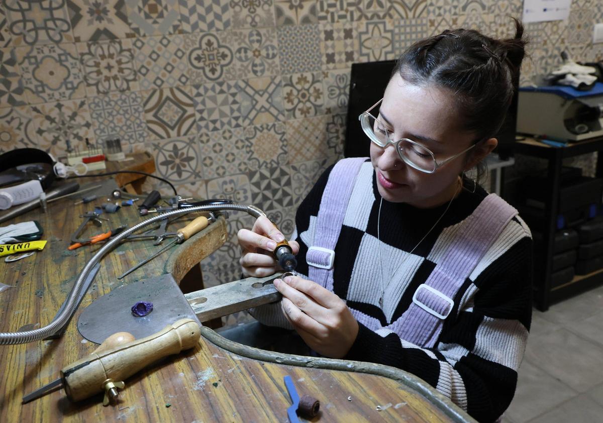 Con sus propias manos... en Vigo