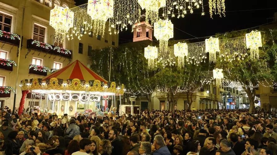 Así ha sido el momento del encendido de las luces de Navidad en Elche