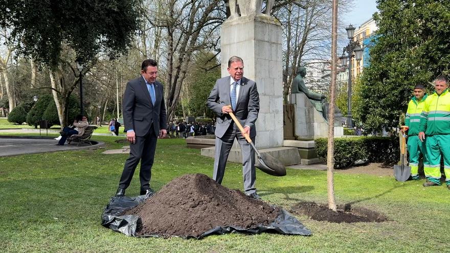 Diez bocanadas de aire para el Campo, el &quot;Central Park&quot; de la capital asturiana