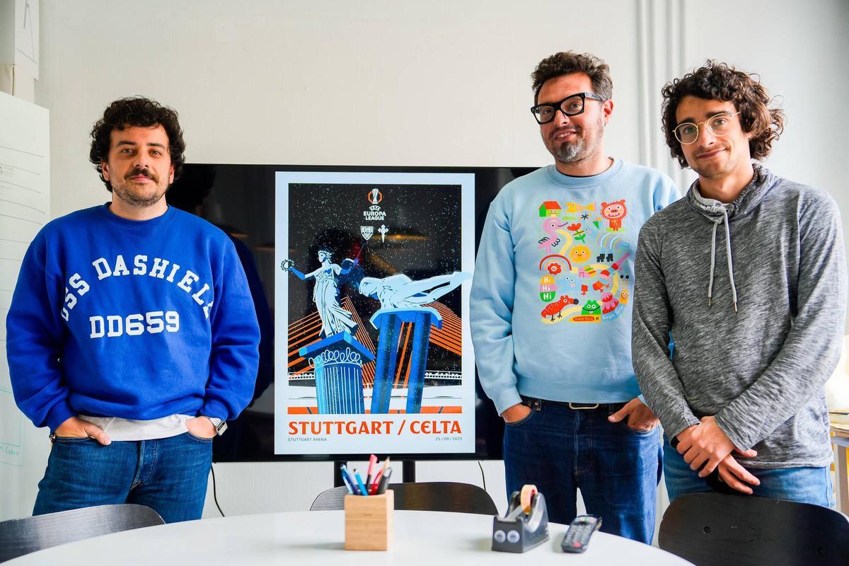 Os deseñadores de Chachachá Studio, na súa sede en Vigo.