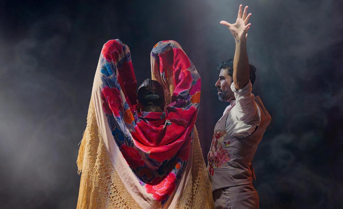 El mantón de Manila es un elemento esencial en el espectáculo 'Terra'.