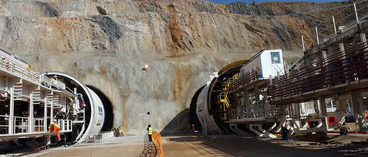 Una historia de amor al final del túnel - Levante-EMV