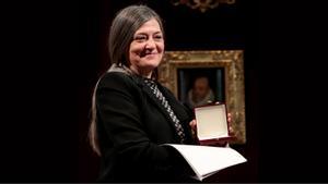 Olga Merino rep el premi RAE de creació literària per ‘La forastera’