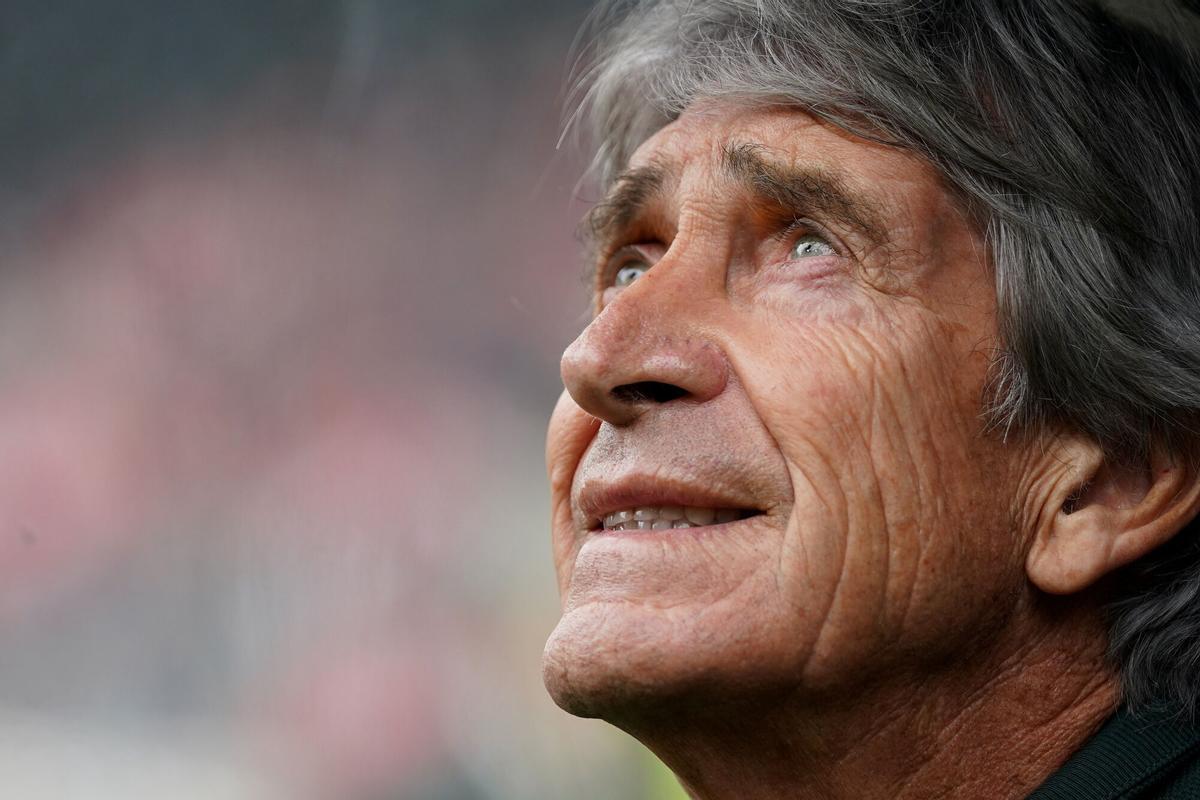 Manuel Pellegrini, durante la ida de cuartos de final de la Europa League entre Braga y Betis en el Municipal de Braga