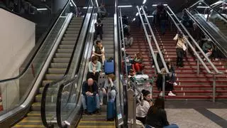 Los trenes de media distancia y Alvia en Extremadura continúan suspendidos este martes en Extremadura