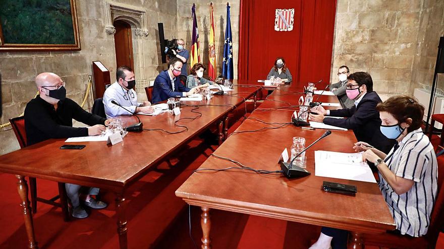 Patronales y sindicatos de Baleares abogan por rediseñar el plan de desescalada