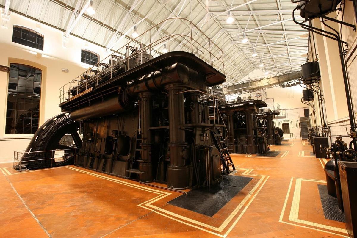 Nave de motores de Pacífico.