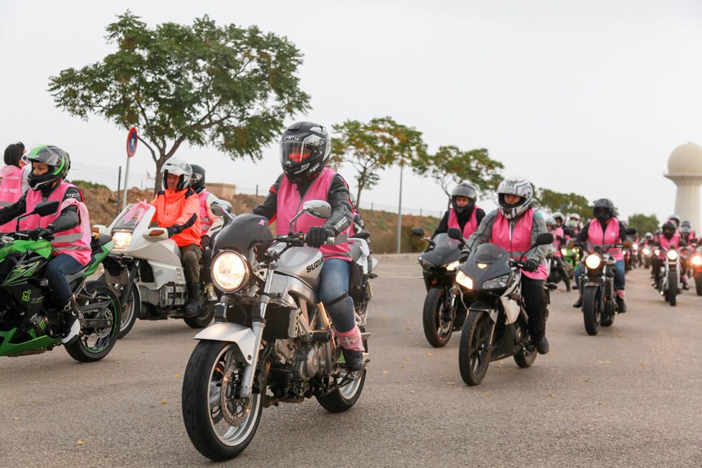 Ruta Motera "Chalecos rosas" contra el cáncer