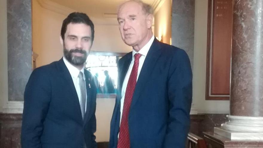 Albert Peters amb Roger Torrent.