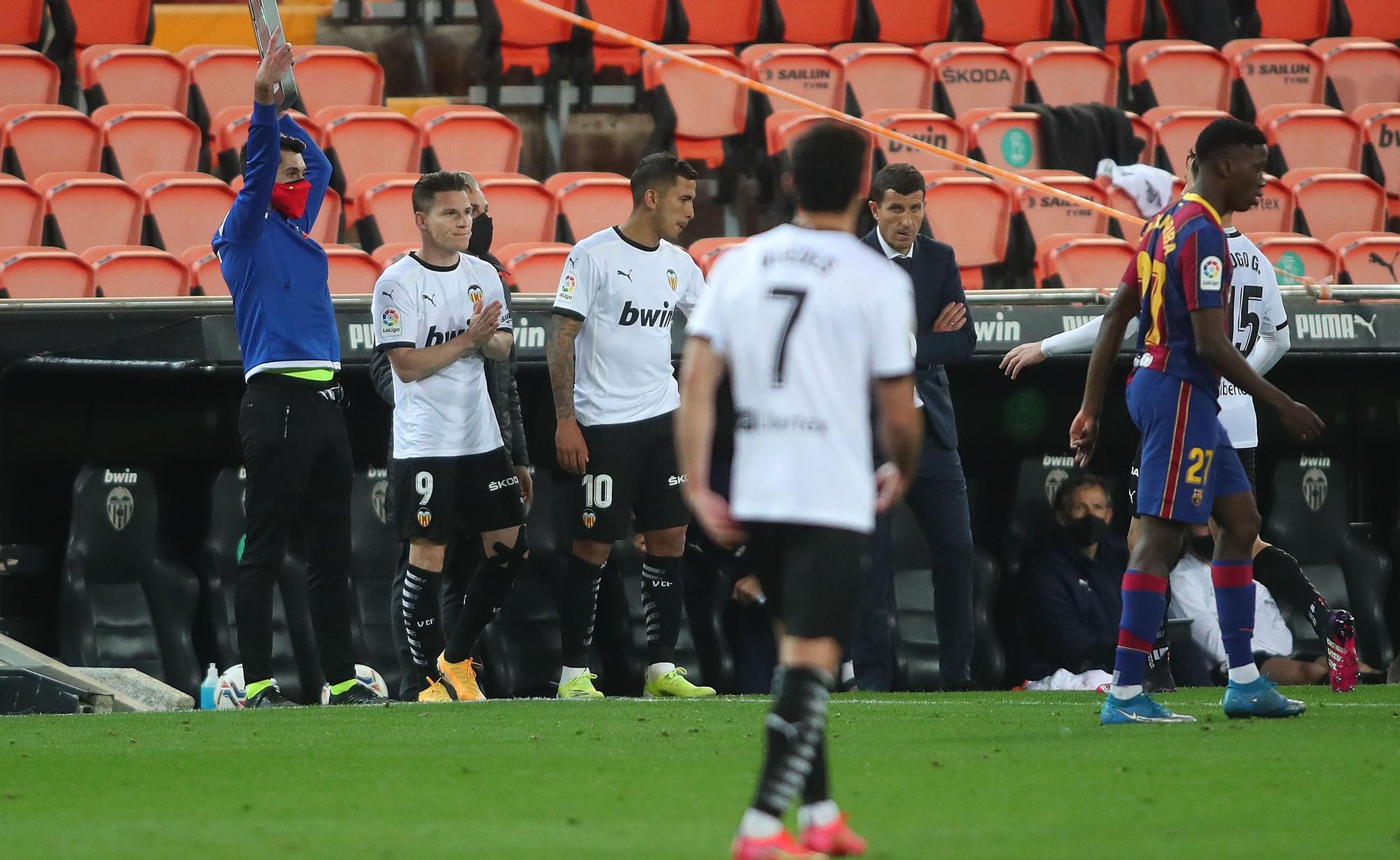 Todas las imágenes del partido entre el Valencia CF y el Barcelona