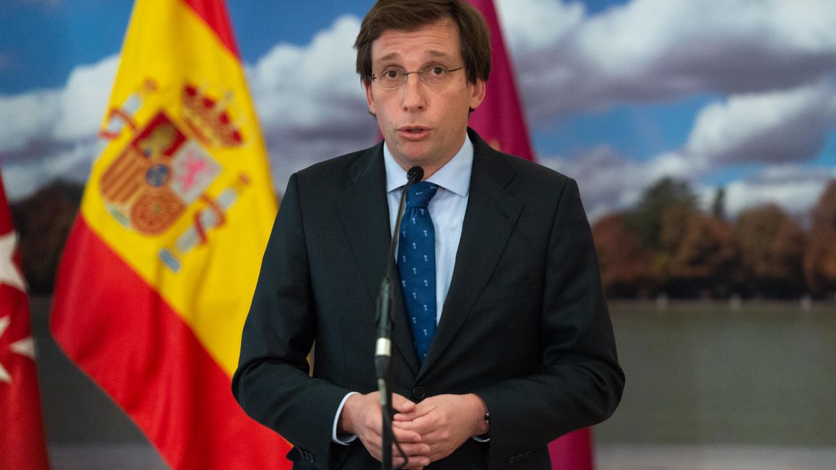 El alcalde de Madrid, José Luis Martínez-Almeida, comparece en una rueda de prensa.