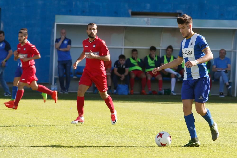 El partido entre el Real Avilés y el Praviano, en imágenes