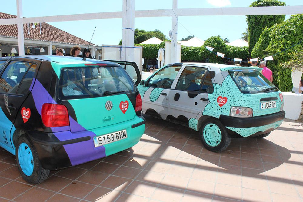 Coches y abuelos 'tuneados' en Sa Serra