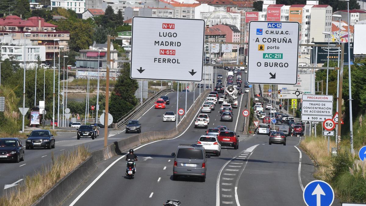 El puente de A Pasaxe, en la frontera entre el concello de A Coruña y el de Oleiros.