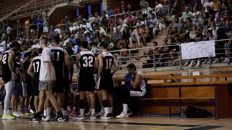 Ilusión desbordada con el baloncesto en Badajoz