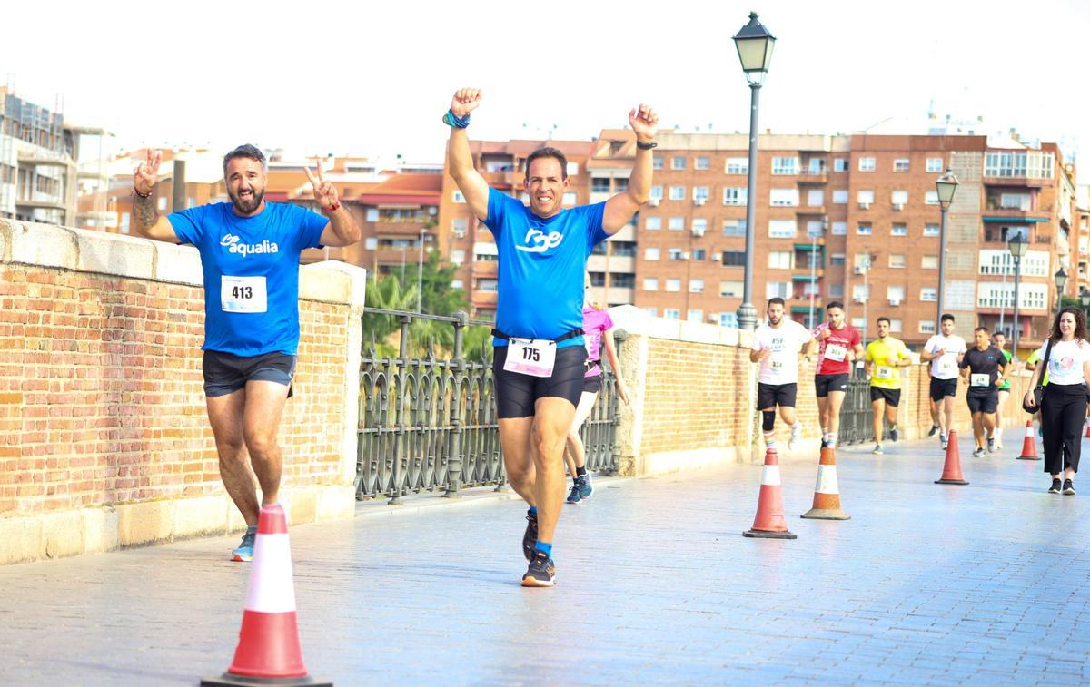 La carrera de Los Palomos por el puente de Palmas.