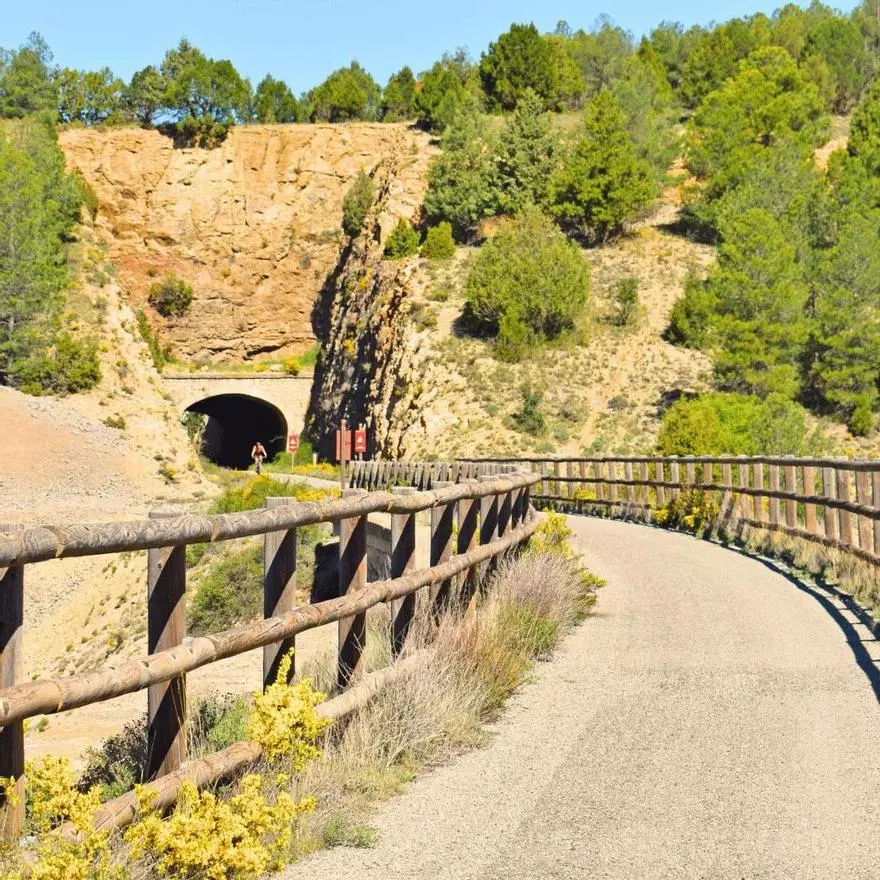 La Vía Verde más larga de España cruza tres provincias y 27 espacios naturales protegidos