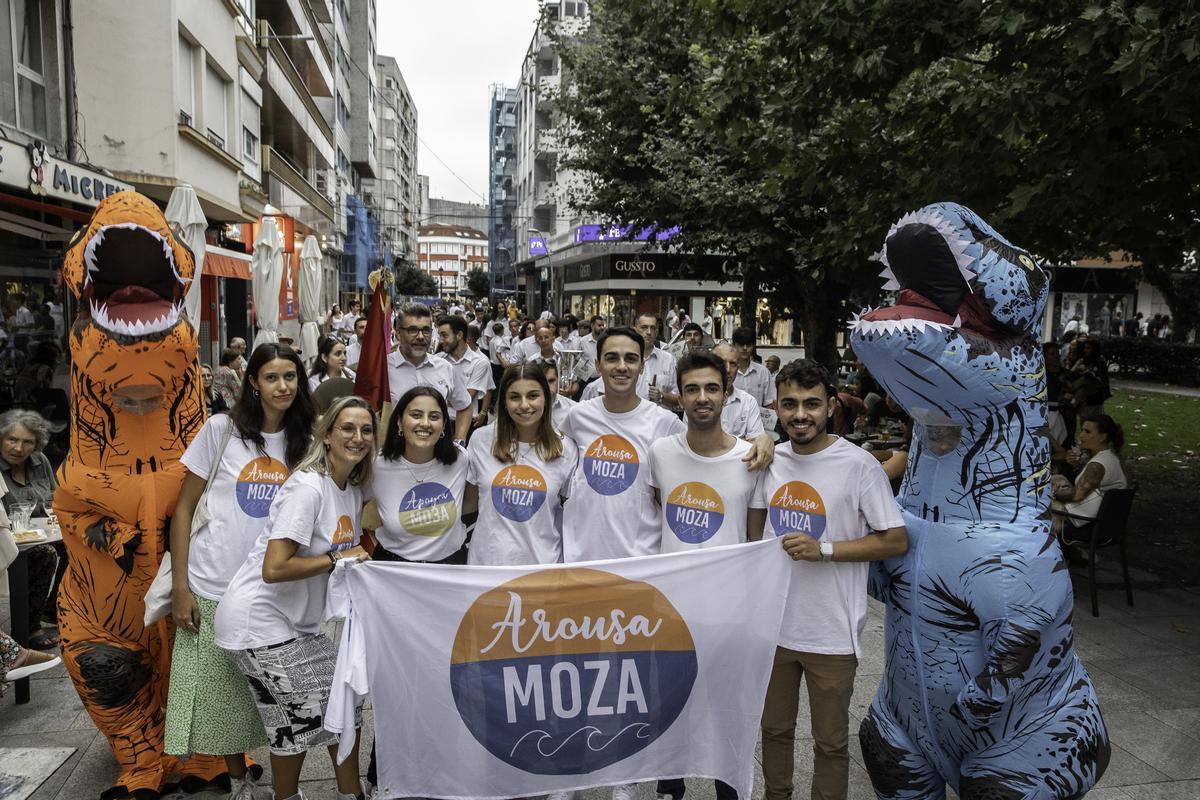 Mozos de Arosa son la parte más mediática de la asociación Arousa Moza.