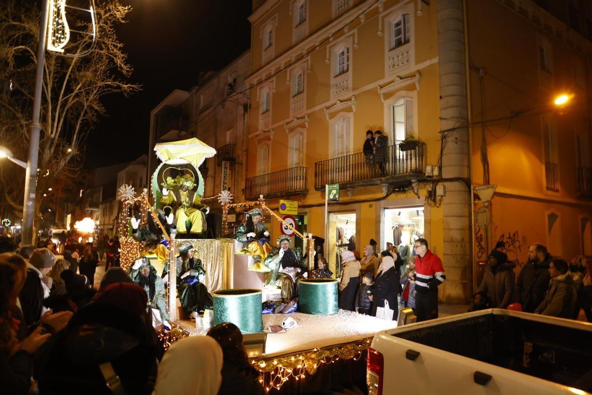 Imatges de la cavalcada de reis de Salt