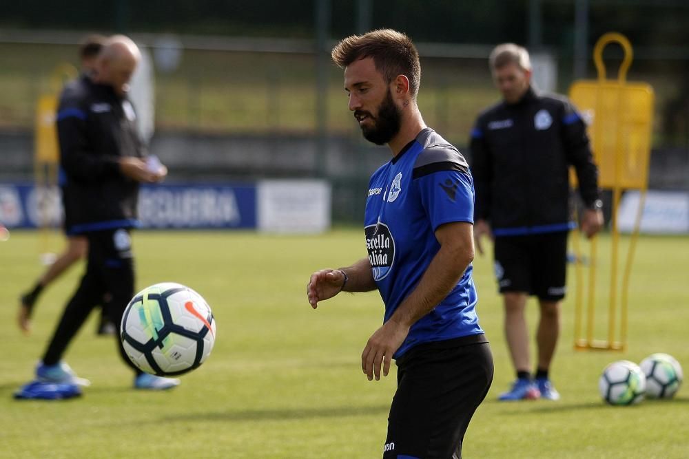 El Dépor se entrena tras el duelo ante el Betis