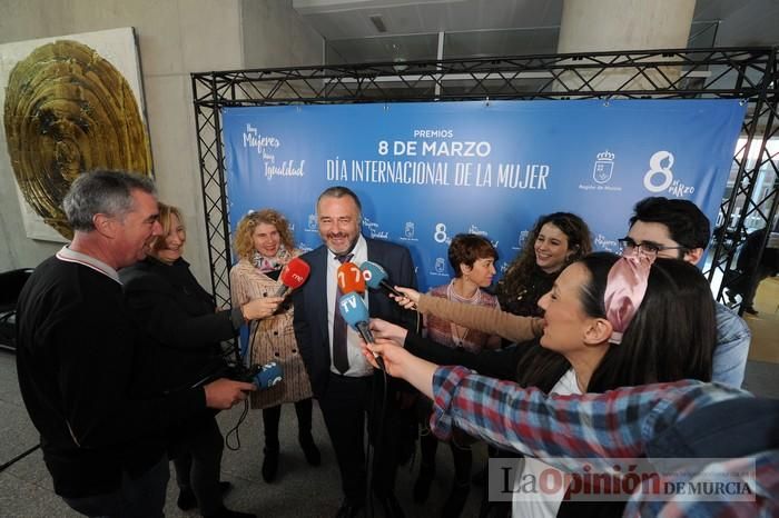 Entrega de los Premios 8 de Marzo de la Comunidad