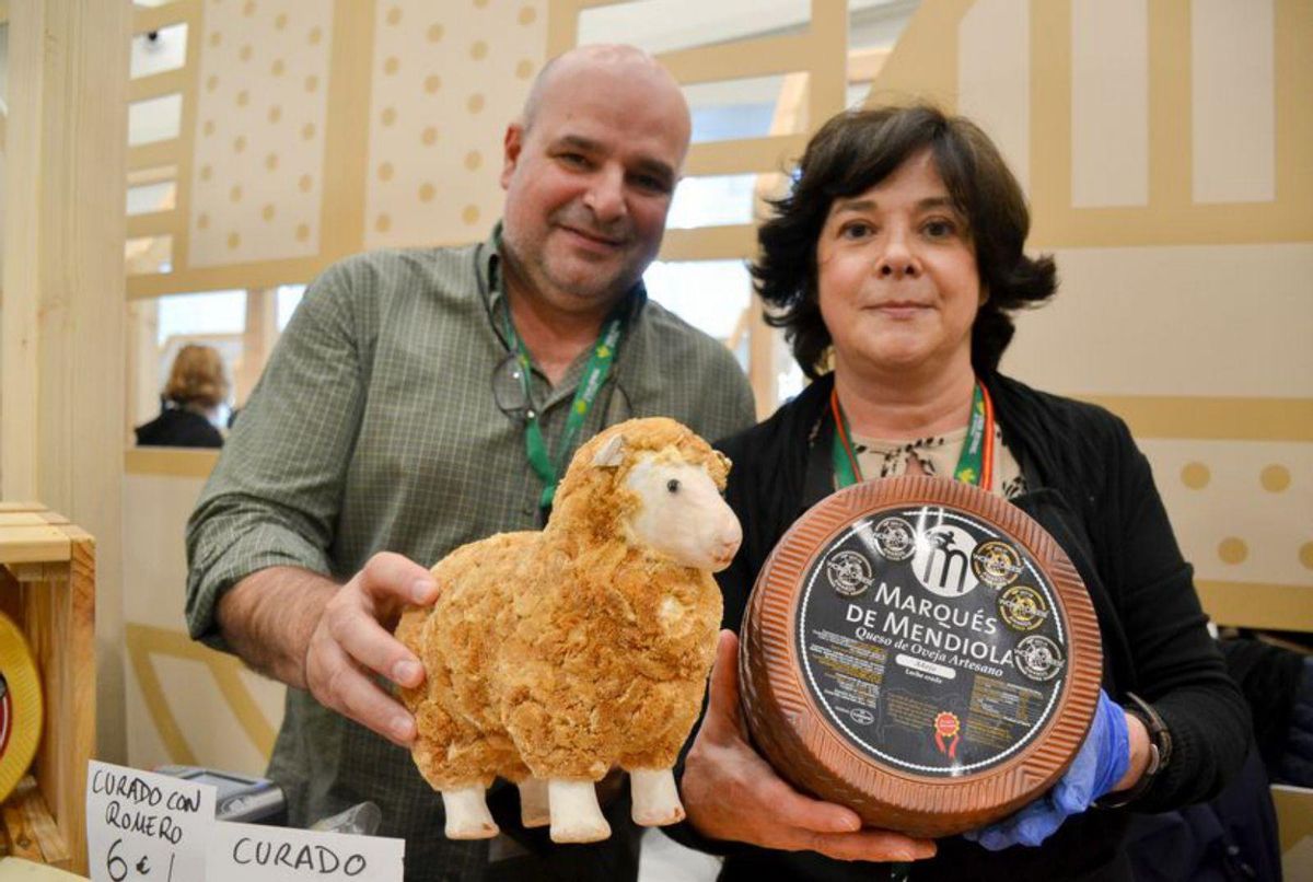 El queso que te mira tiene ojos de color azul