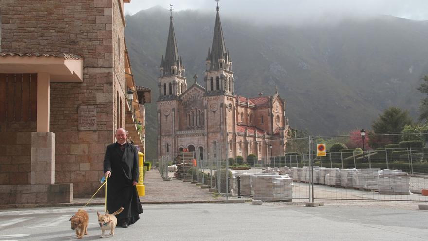 Fallece Luis Marino, capellán de Cabueñes y el canónigo de Covadonga &quot;de la gran sonrisa&quot;