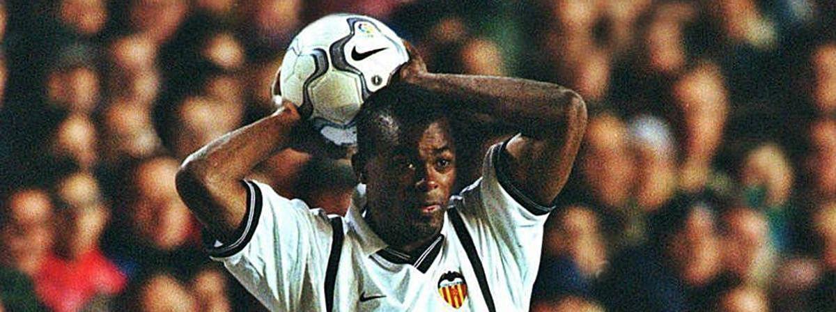 Angloma también pide fichajes para el Valencia