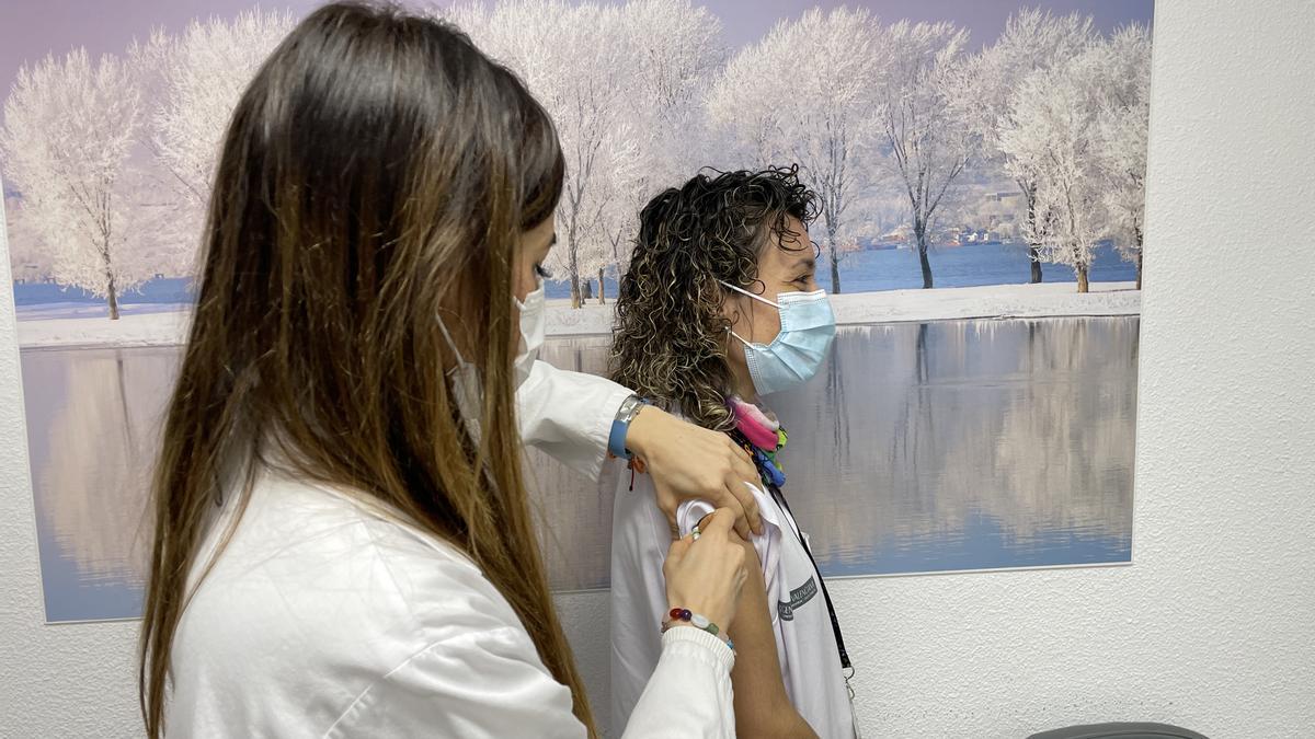 Vacunación en el área de Salud de Alicante-Sant Joan hasta finales de mes
