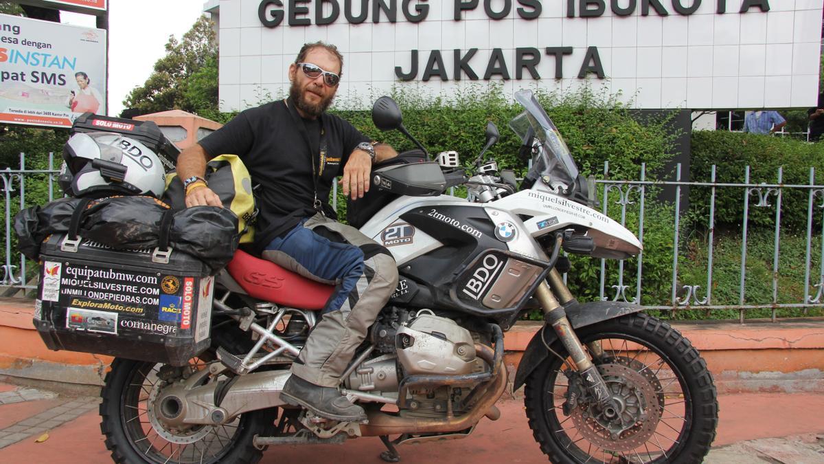 El motorista Miquel Silvestre en Yakarta, Indonesia
