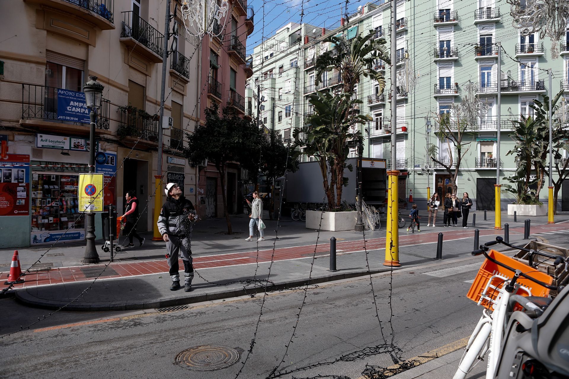 "Plantà" de la iluminación de Russafa