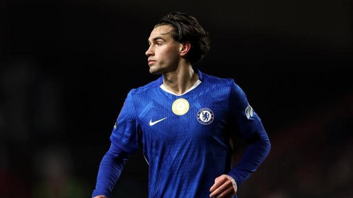 Marc Guiu abrió el marcador ante el Ajax