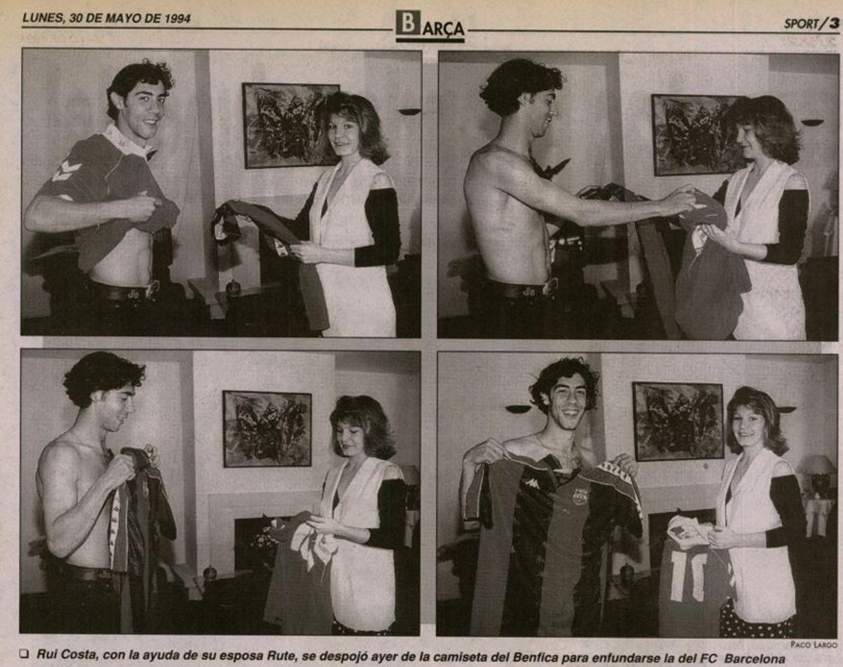 Rui Costa poniéndose la camiseta del Barça, en mayo de 1994