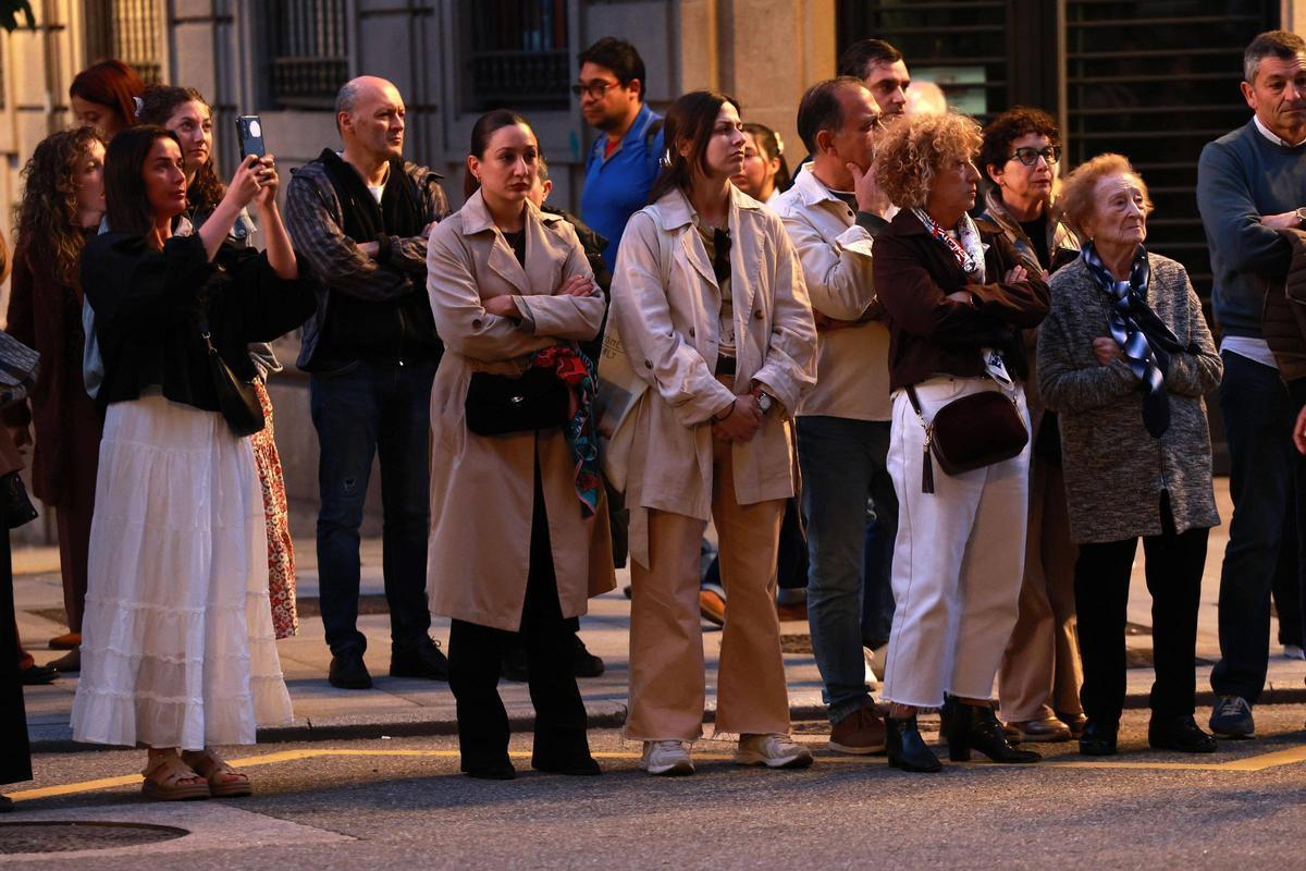 Procesiones en Vigo: paso del Jueves Santo en la parroquia del Sagrado Corazón de Xesús