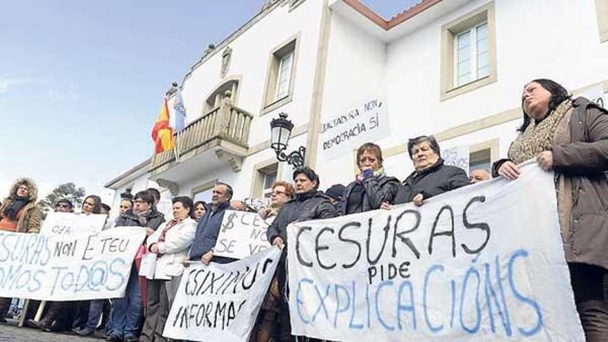 Vecinos de Cesuras y Oza piden explicaciones por la fusión