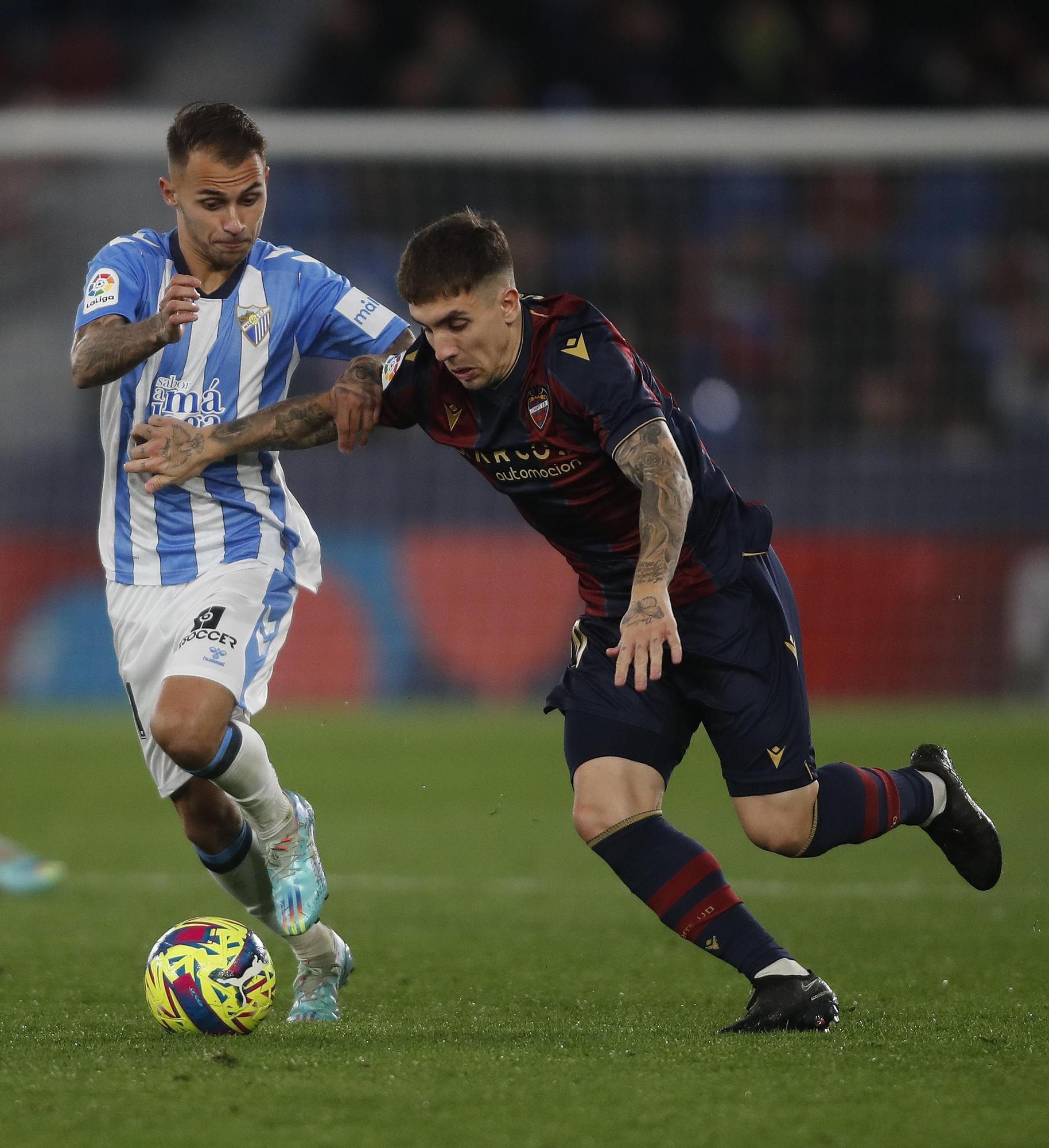 El Levante UD gana por la mínima al Málaga en el Ciutat