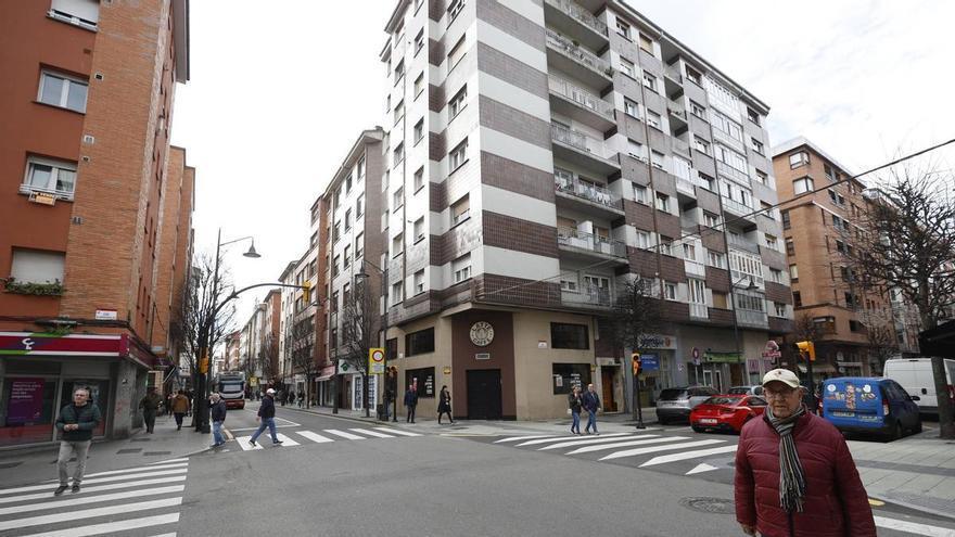 VÍDEO: Vecinos de El Llano valoran la renovación de los pasos de peatones en la avenida Schulz