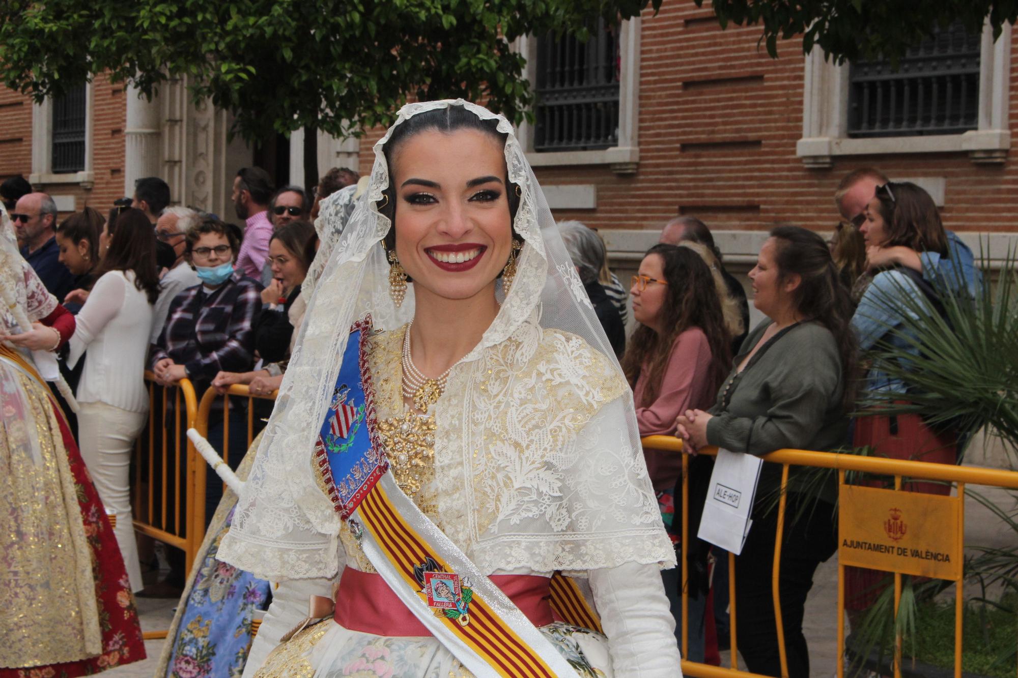 La fuerza de las Fallas en la Procesión de la Virgen (y IV, la comitiva oficial)