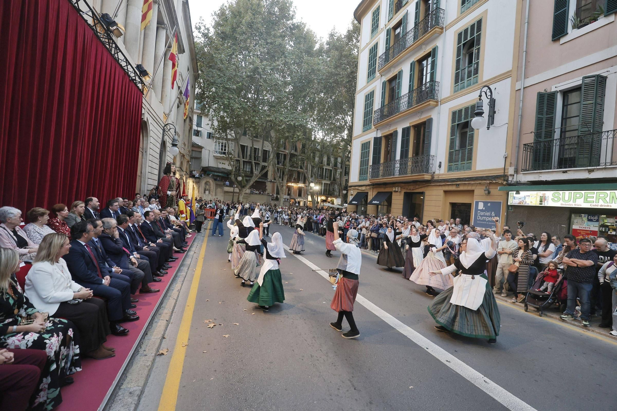 Desfile del Carro Triunfal de santa Catalina Tomàs