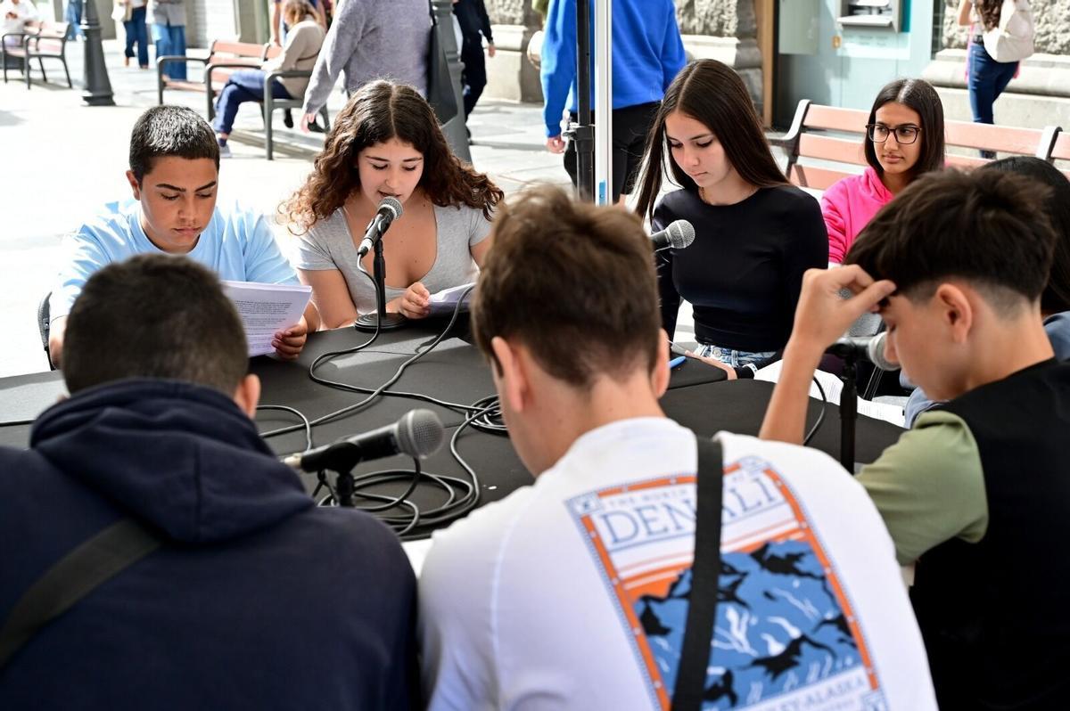 El proyecto 'De Palique, tu radio en la calle'.