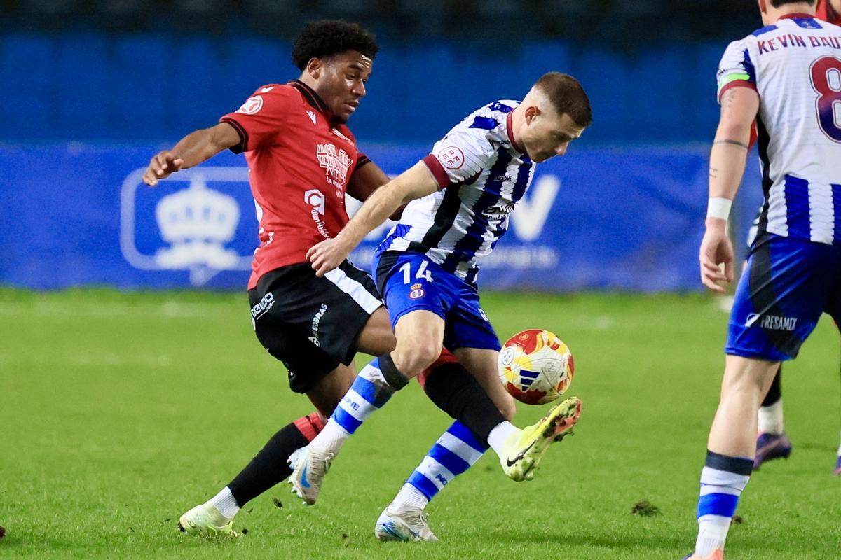 Las imágenes del Real Avilés - Mérida