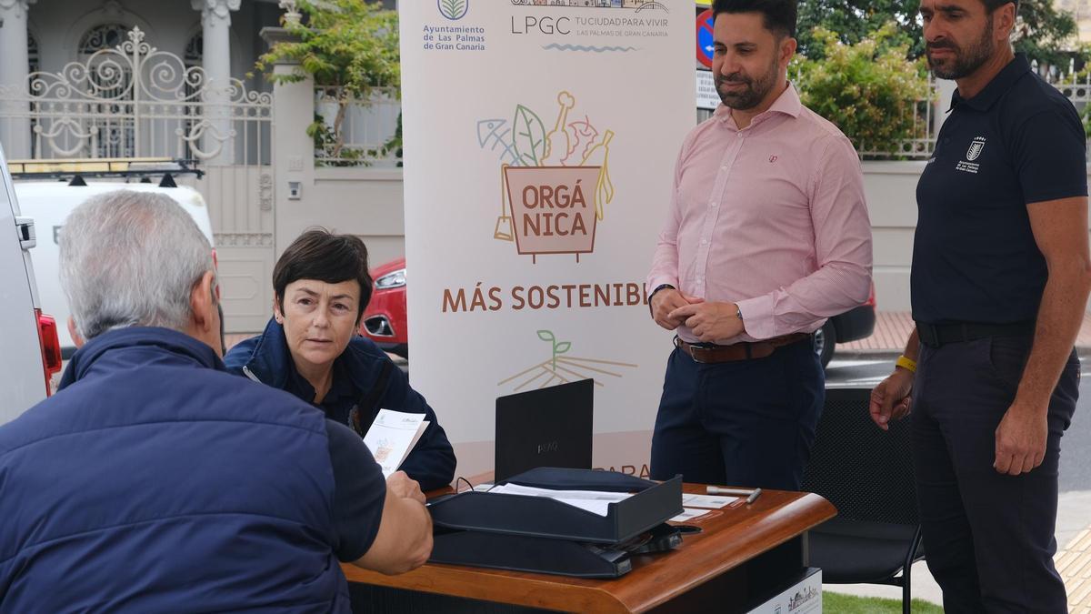 El Ayuntamiento inicia la implantación del quinto contenedor para residuos orgánicos en Ciudad Jardín.