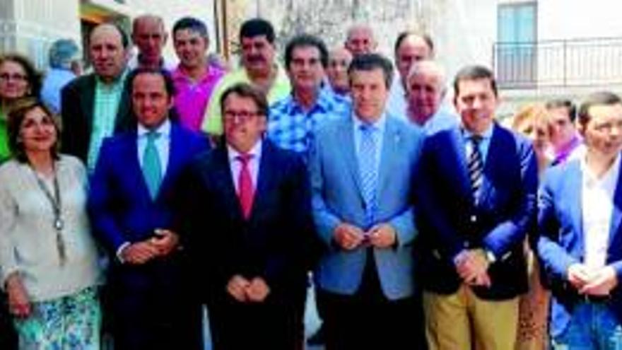 Valdefuentes celebra su título de Capital Regional del Esgrafiado