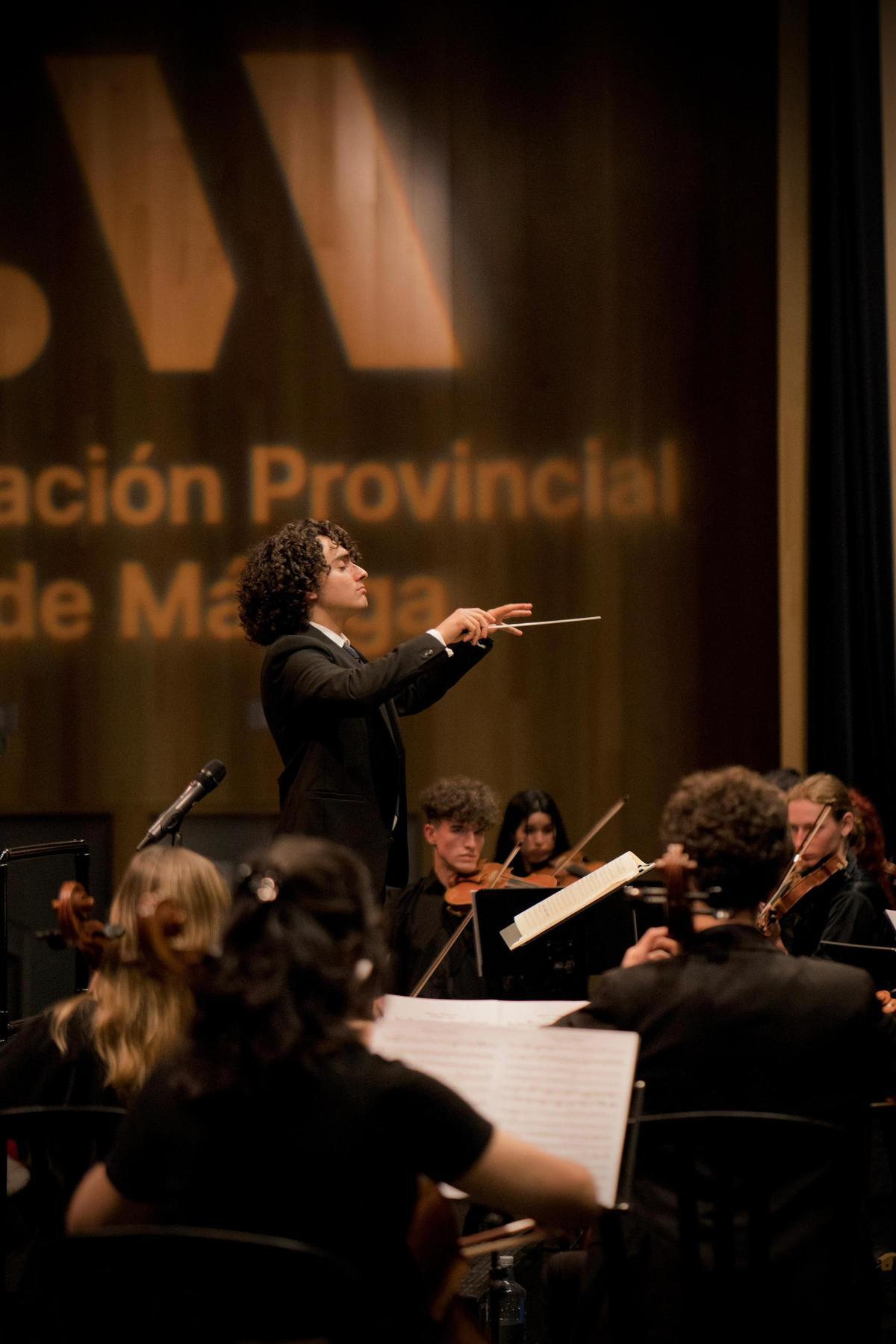 La Orquesta Sinfónica Orbis durante un concierto en el Edgar Neville de la Diputación de Málaga