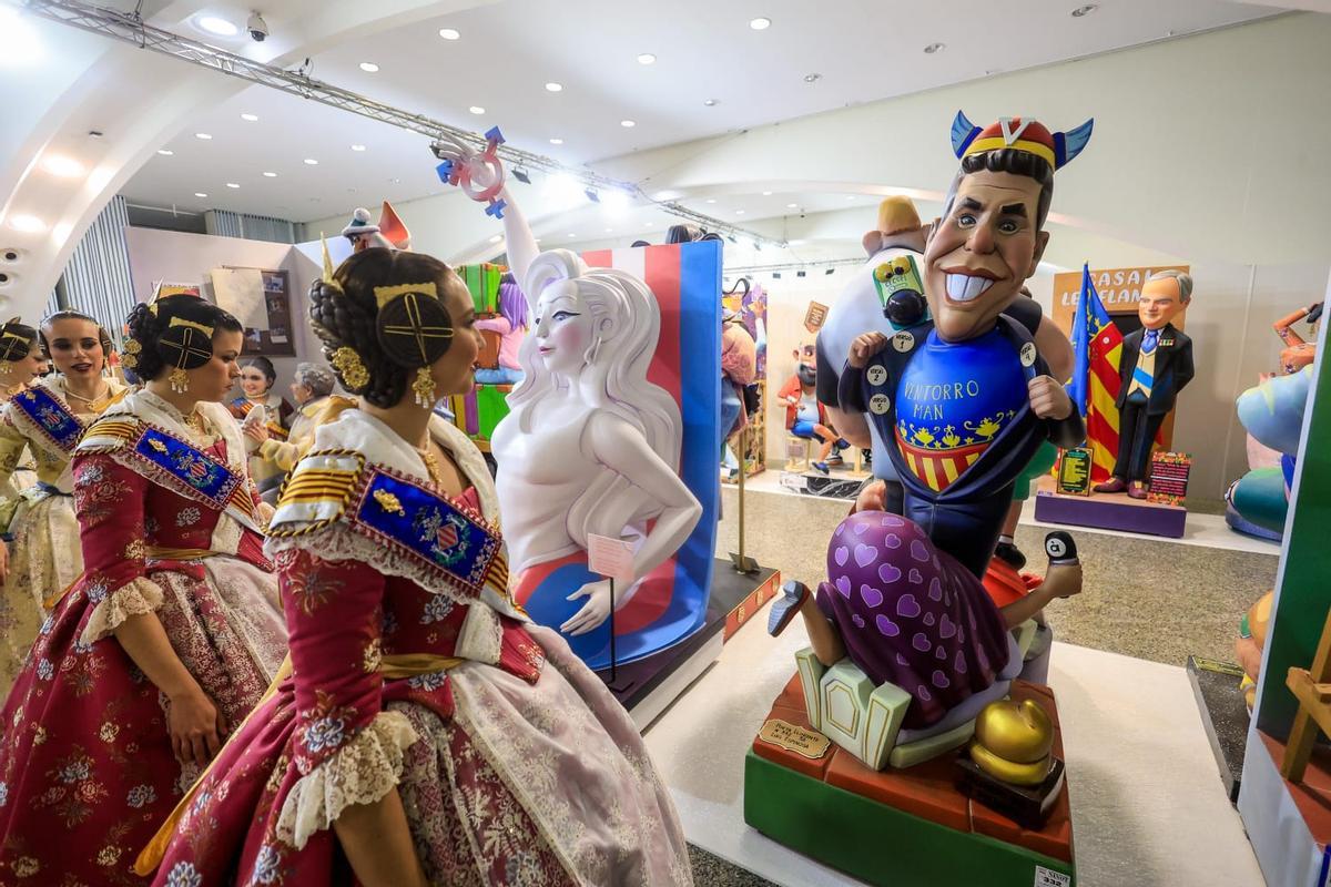 La Exposición del Ninot de las Fallas de València 2026, en imágenes