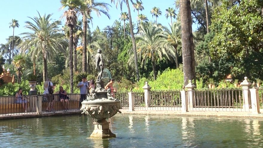 El Ayuntamiento restaurará la escultura del Estanque de Mercurio del Real Alcázar y baraja exponerla en una sala