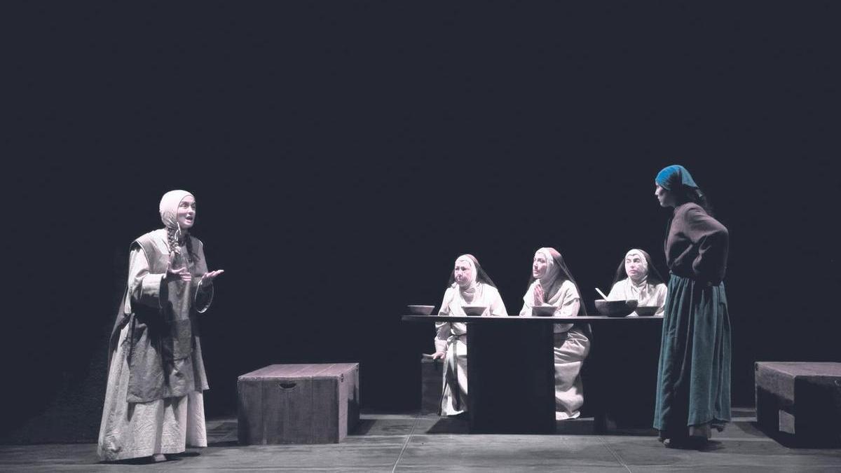 «Unha primavera para Aldara» posta en escena polo Teatro do Atlántico.